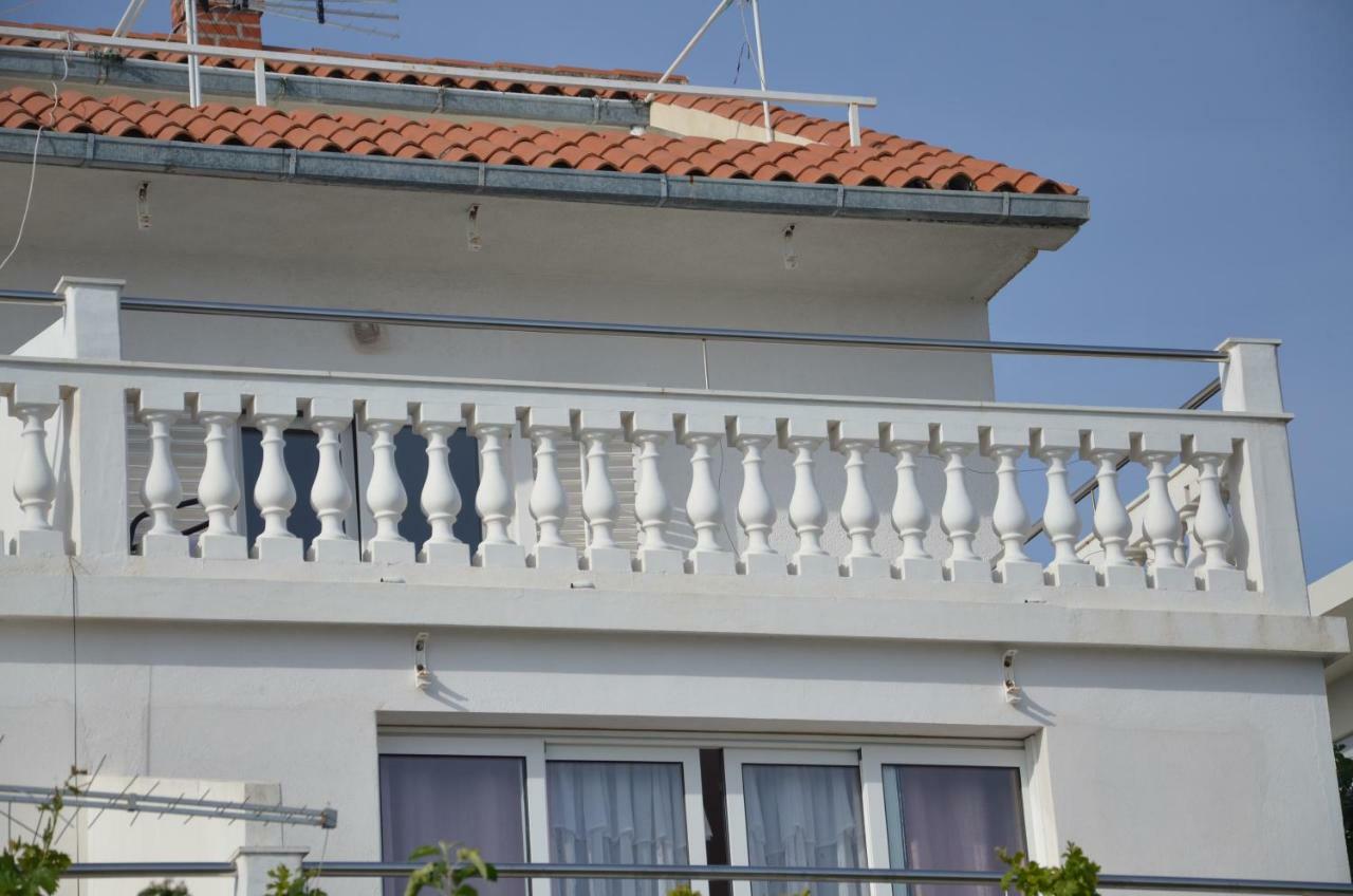 Apartment Jure Trogir Exterior foto
